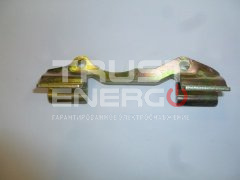 Кронштейн топливного бака KM178/Fuel tank lower support